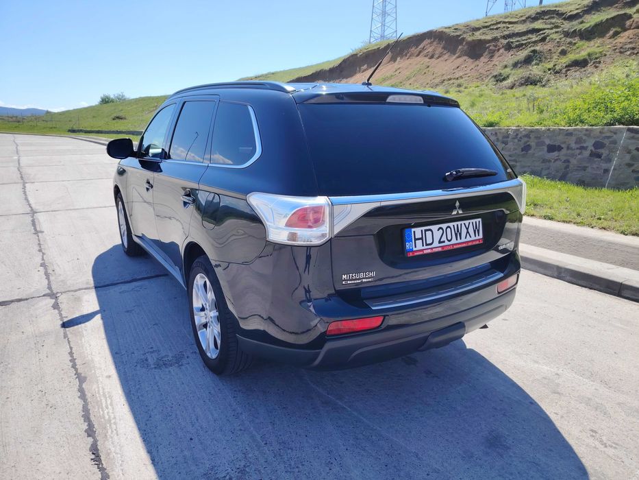 Vand Mitsubishi Outlander 2.2  Instyle Clear Tec 4WD