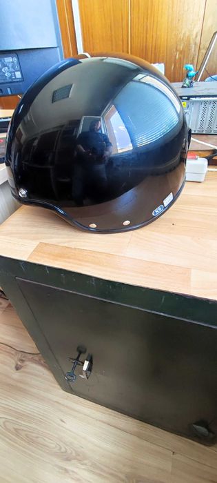 Продавам какска за мотор SHOEI и очила