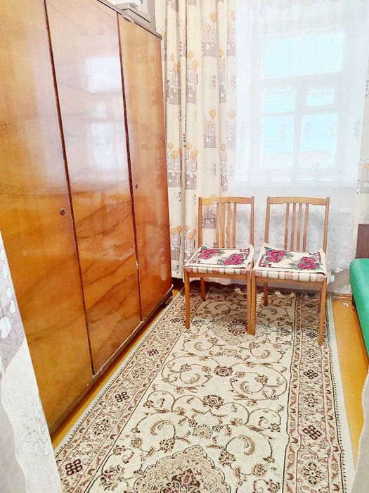 ПРодам дом 4 комнаты 10соток