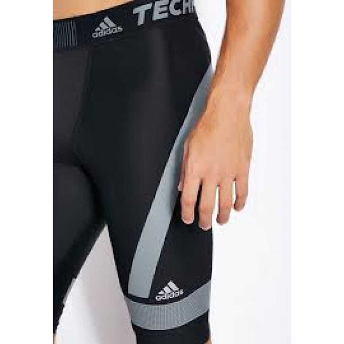 ЧЕРЕН ПЕТЪК Оригинален мъжки клин * ADIDAS PERFORMANCE * EU -M