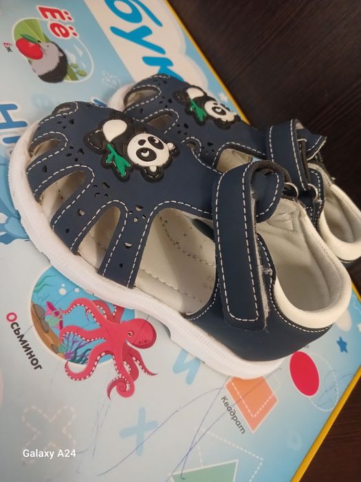 Продам сандали на мальчика