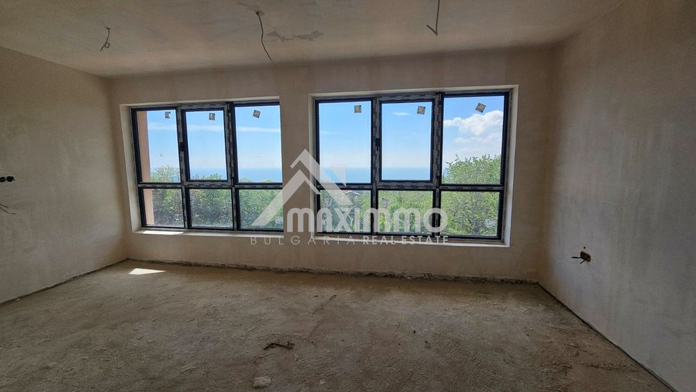 Продава се Къща в Варна, м-т Акчелар - 430 кв.м за 1745 €/кв.м - Снимка #8