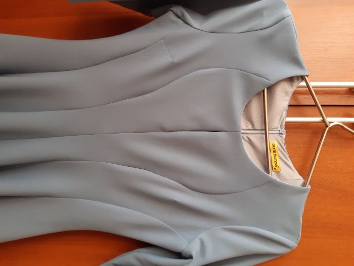 Платье красивое, б/у