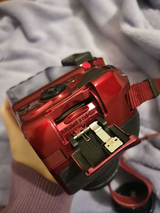 Фотоапарат Nikon D3300 Red