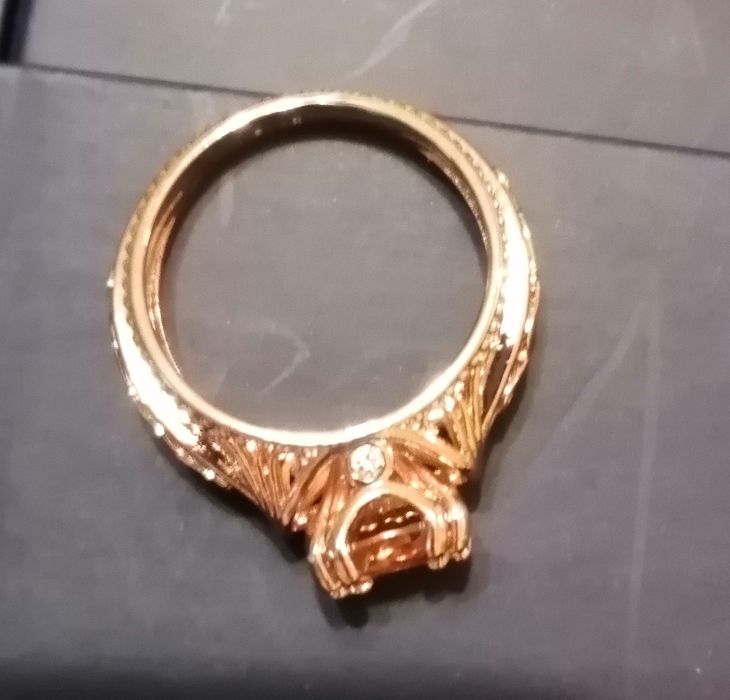 Уникален позлатен пръстен