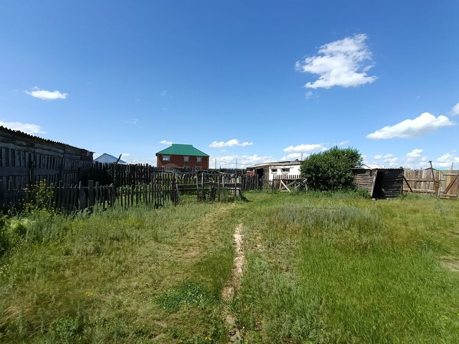Продам дом в п. Алтын Дала