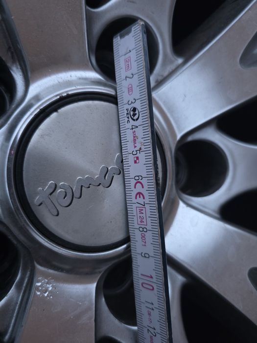 Гуми 235/55/16 с джанти 5х114.3 thompson