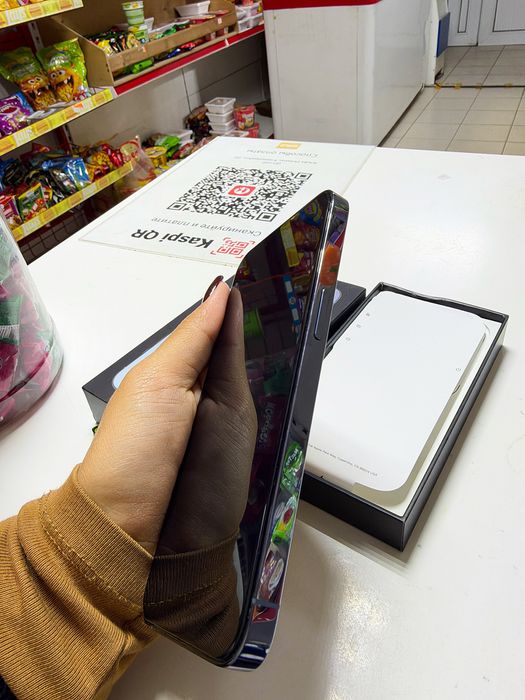 Прдам iPhone 13Pro 256GB Голубой (Оригинал)