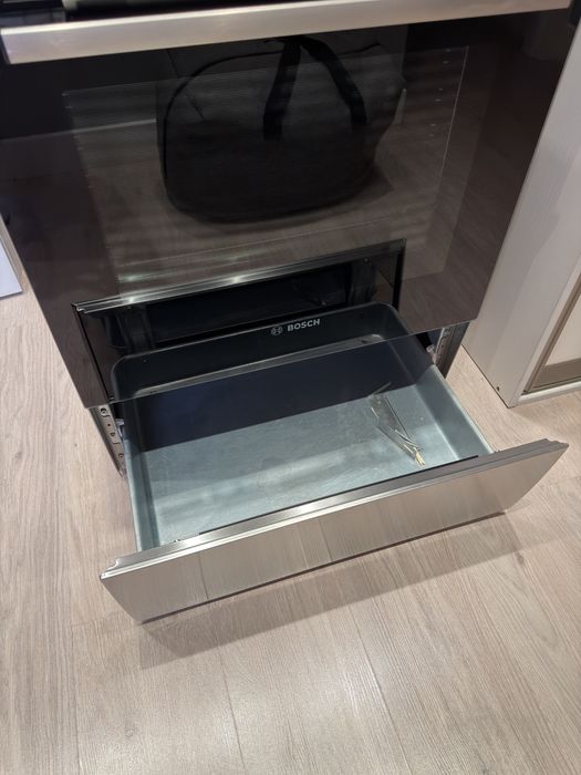 Продам кухонную плиту Bosch