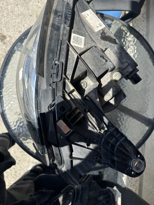 Mercedes E w213 Ляв и десен фар за ЧАСТИ