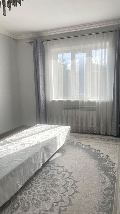 Продам двух этажный дом