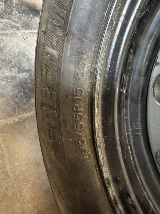 Balon sotiladi 195/55 R15 (jenra zapaskasi)
