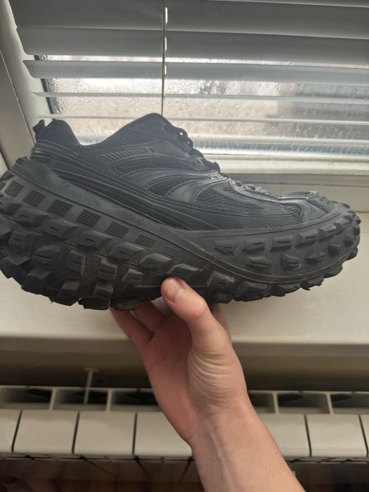 Balenciaga Defenders