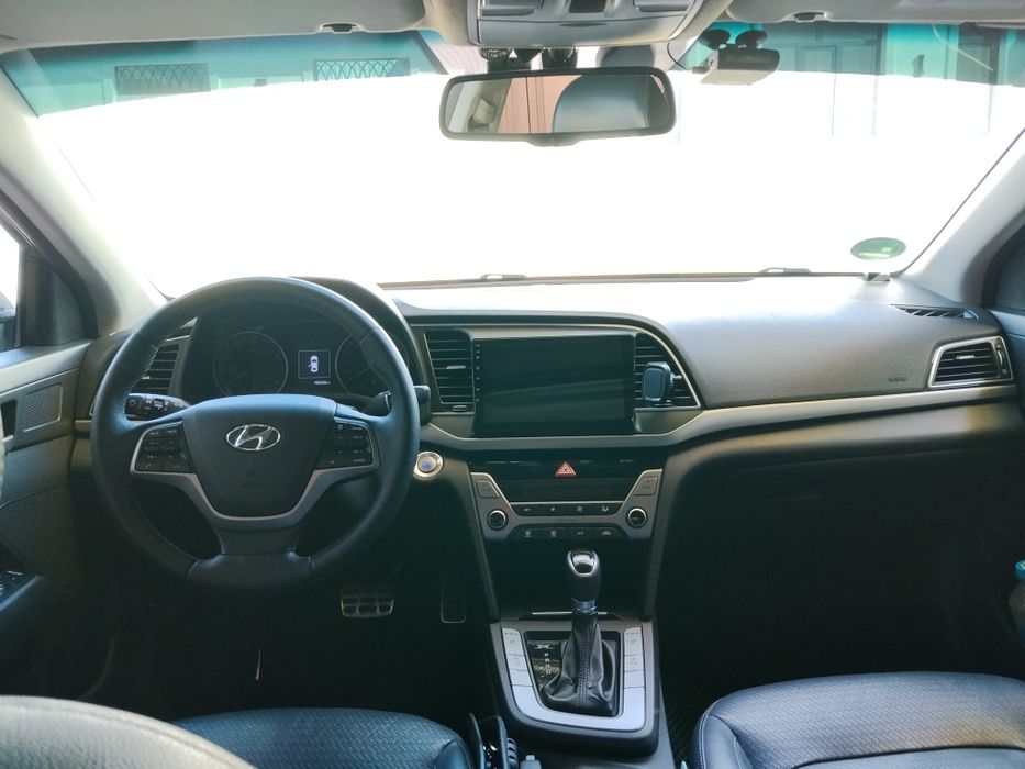 Hyundai Elantra GLS