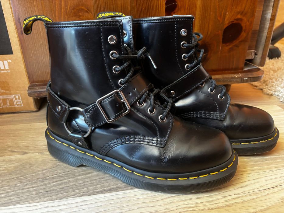 Кубинки Dr.Martens модел 1460 Smooth с катарами
