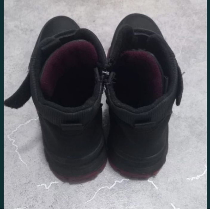 утепленные кроссовки