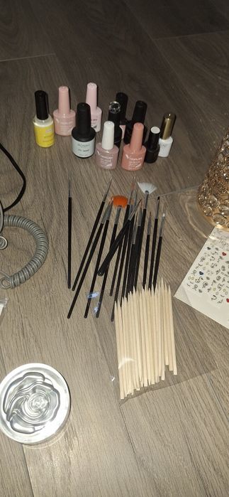 Kit unghii cu gel