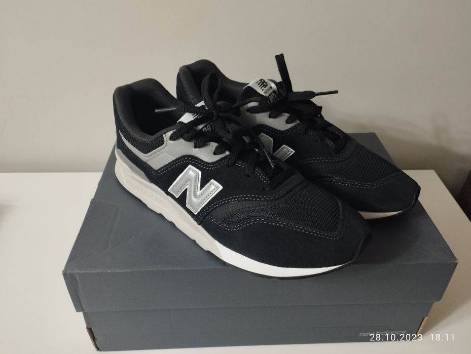 Кроссовки новые.