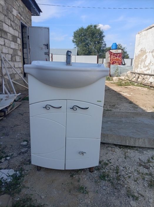 Тумба с раковиной
