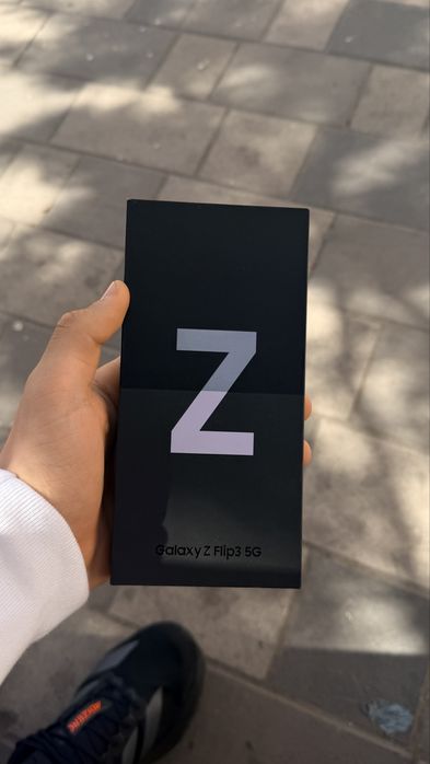 Продается galaxy z flip 3  128гб