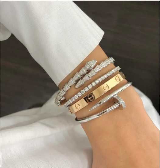 Луксозна Гривна с детелини Van Cleef Alhambra, Гривна Пирон Cartier