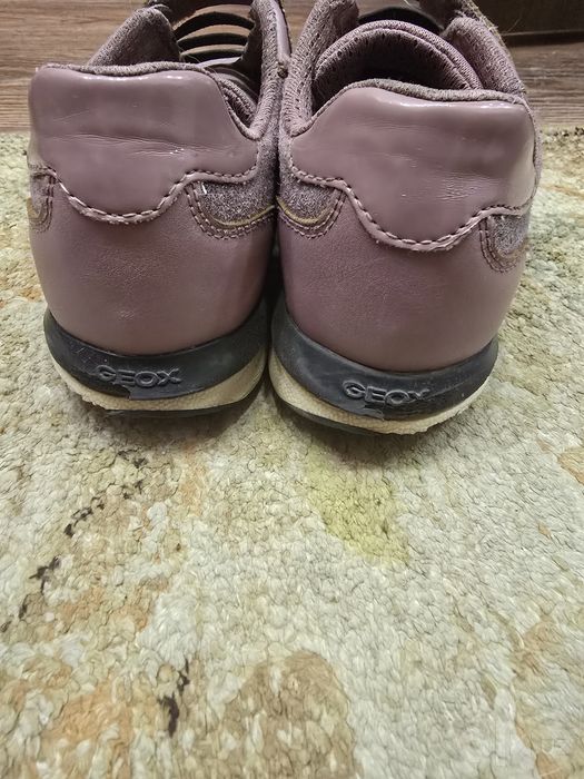 Кроссовки Geox для девлчки, 32р.