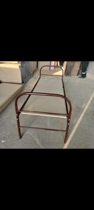 Двухъярусная кровать