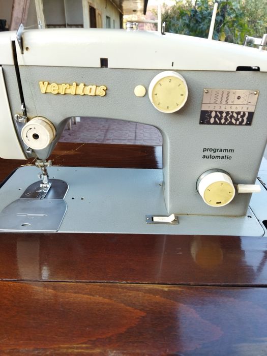 Швейная машина Веритас
