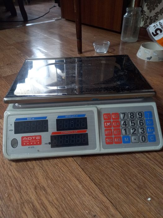 Продам весы новые