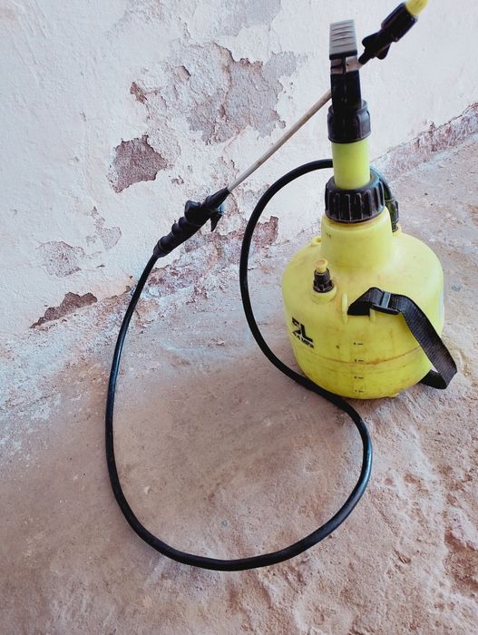 Садовый опрыскиватель