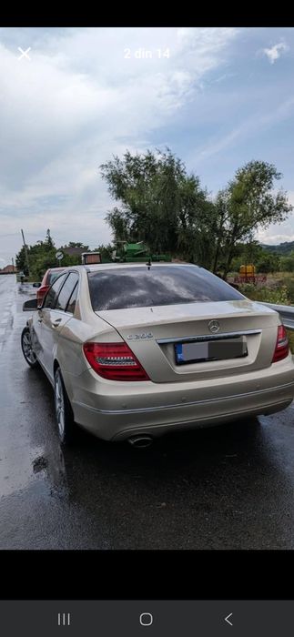 Mercedes- Benz C200 CGI