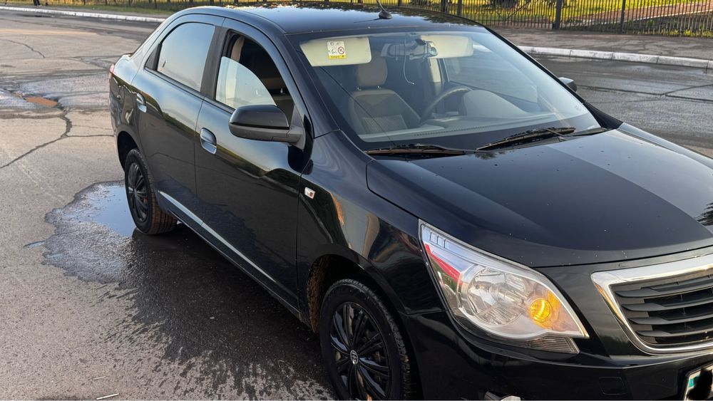 Продам Ravon R4.