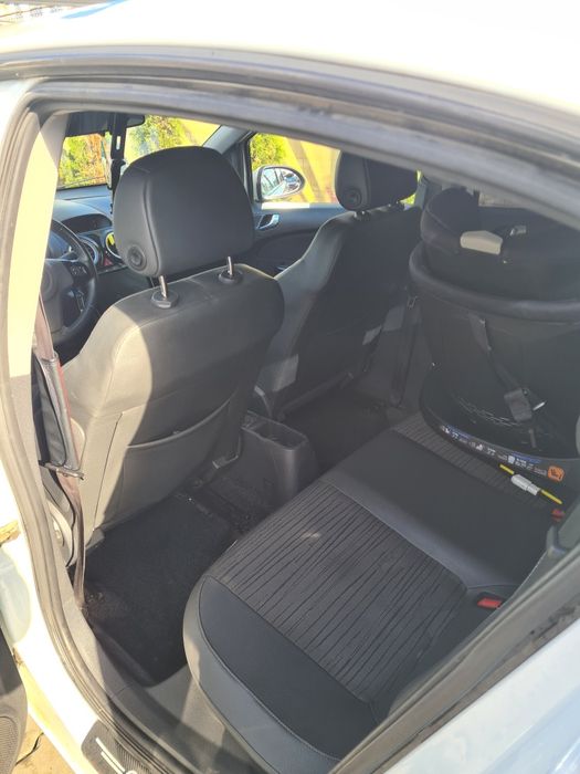 Opel CORSA 1.2 Gpl