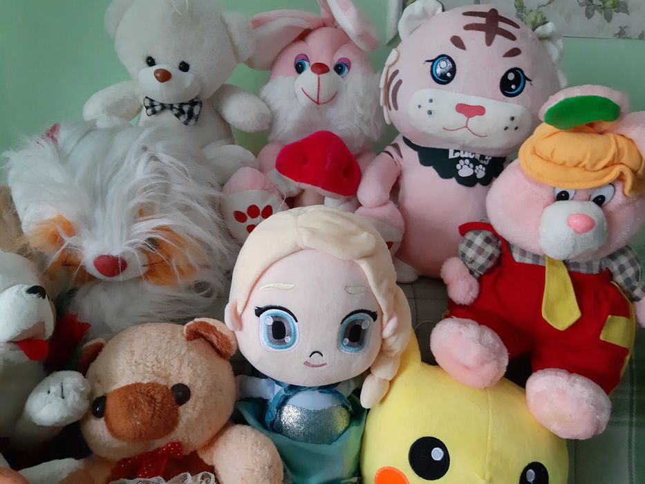 Мягкие  игрушки  700 тнг.