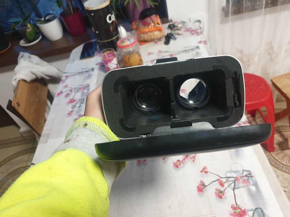 Vr. Очила за виртоална реалност