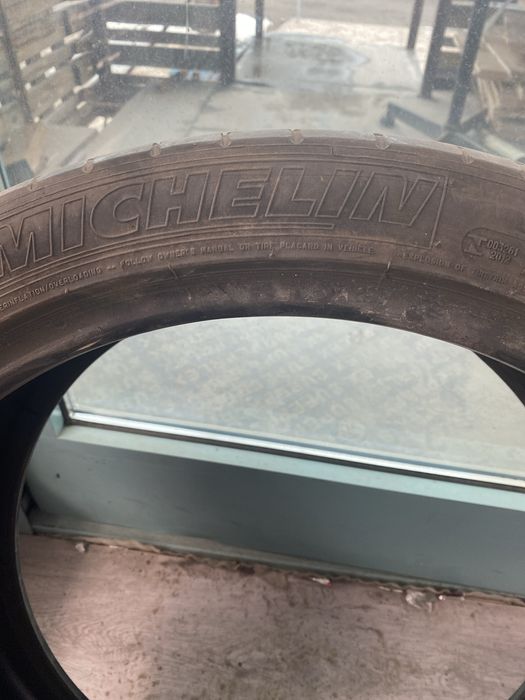 Продам шины в хорошем состояние