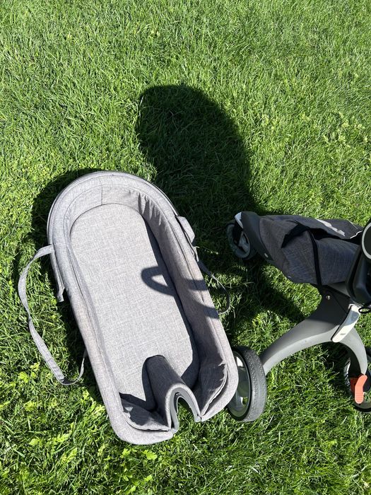 Stokke V4 landou+ parte sport!!!