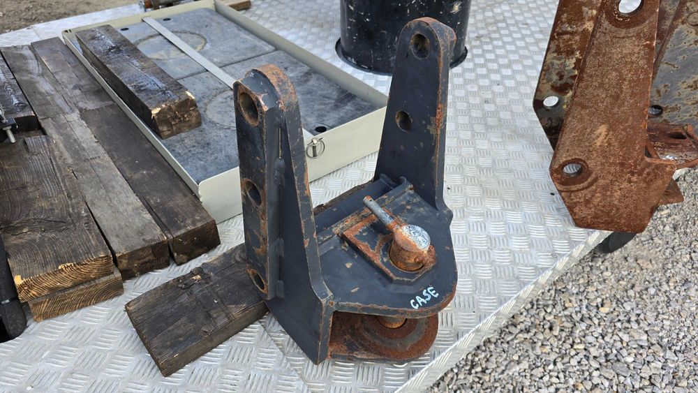 Тегличи за трактори нов внос от Италия