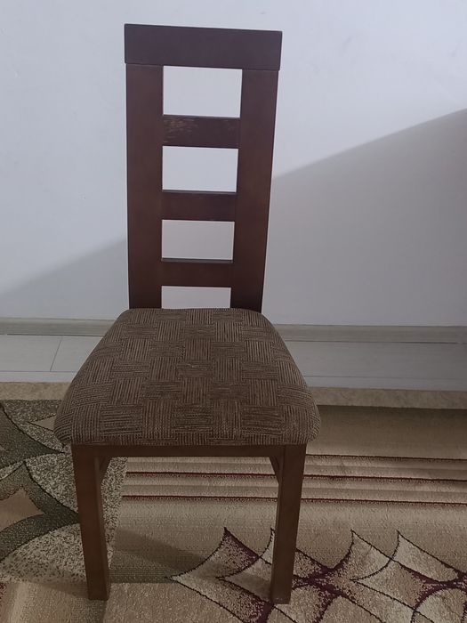 Орындықтар жағдайы жақсы