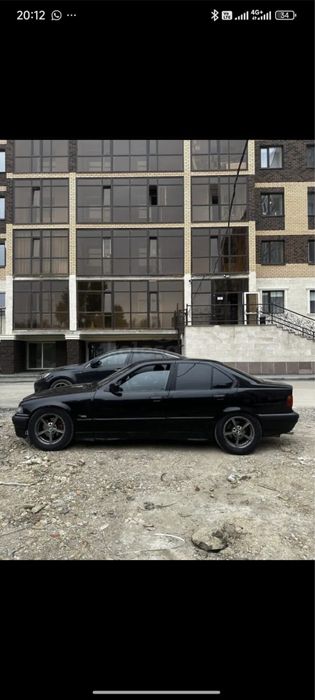 Продам Бмв в хорошем состояний