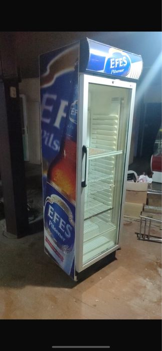Холодильник витрина