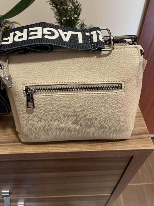 Шапка и чанта Karl Lagerfeld