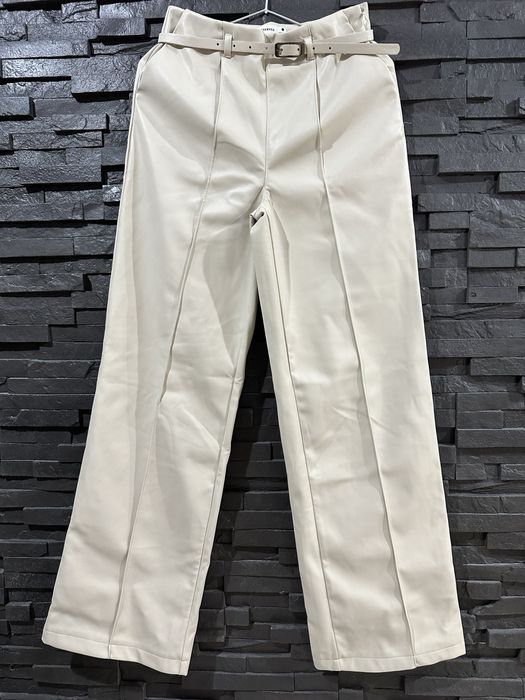 Pantaloni din imitatie de piele
