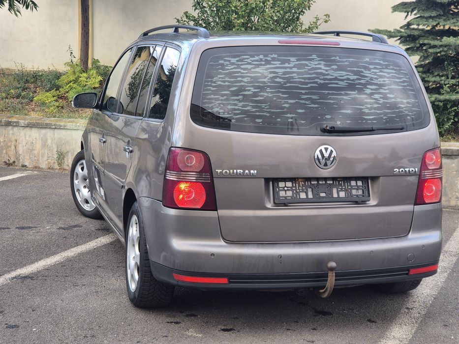 VOLKSWAGEN Touran 2007 — imagine 4