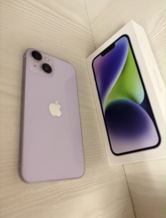 Продам  Айфон 14