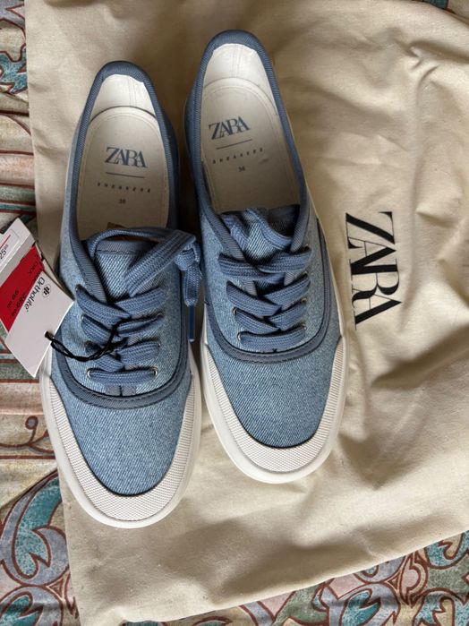 Дамски кецове ZARA
