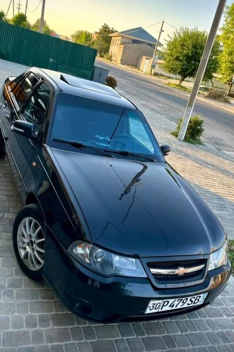 Nexia 2 sotiladi naxtga 1.6 mator metan gaz holati ideal
