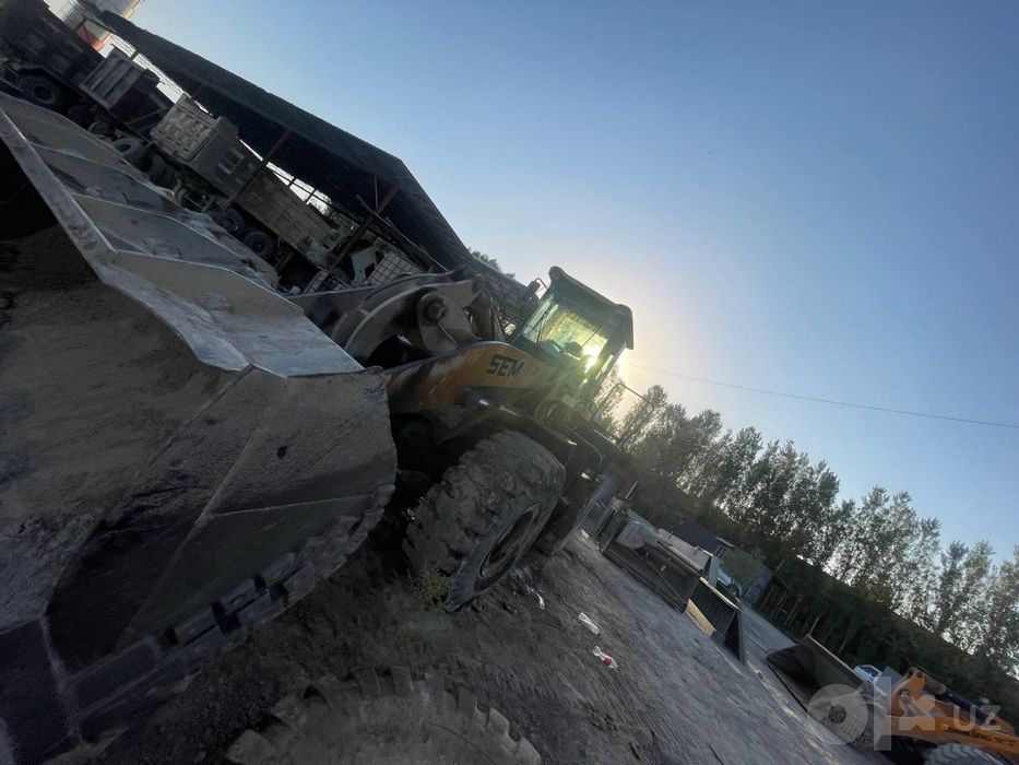 Погрузчик сотилади!