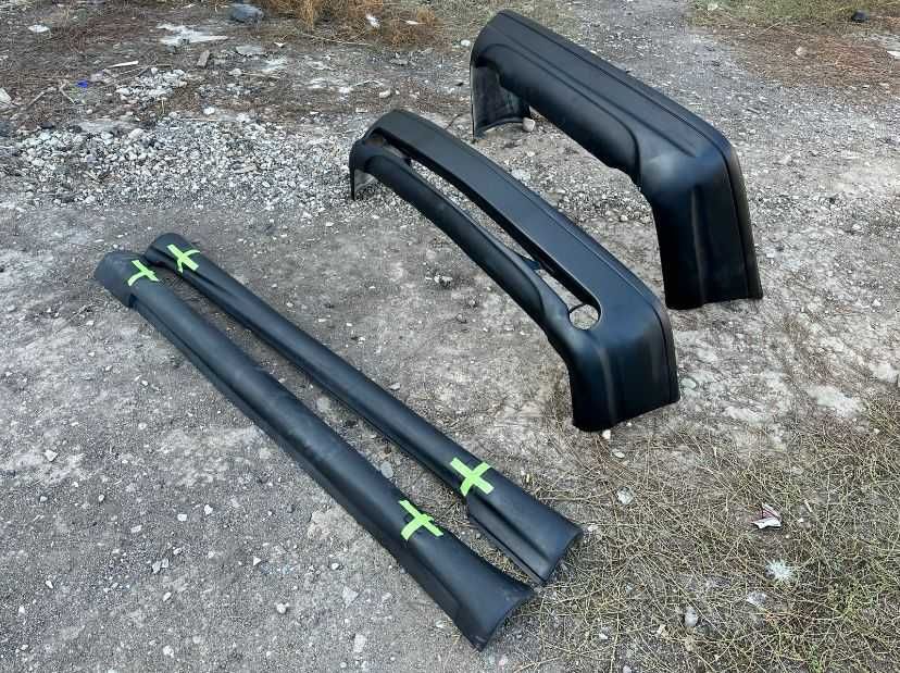 Бампер для Mercedes-Benz W210 до рестайлинг E55 AMG