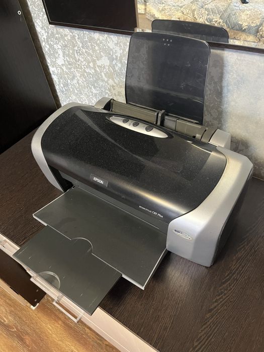 Принтер цветная Epson